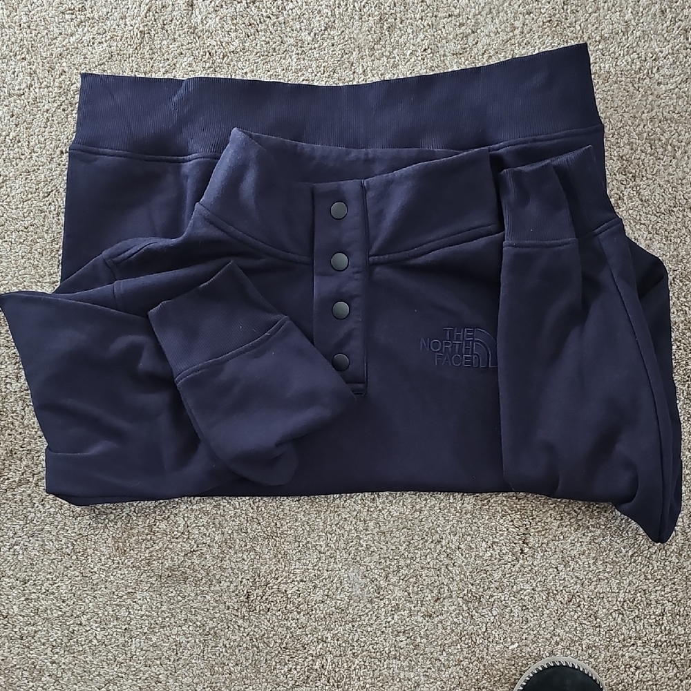 The North Face Dark Blue Button-Up Pullover LARGE